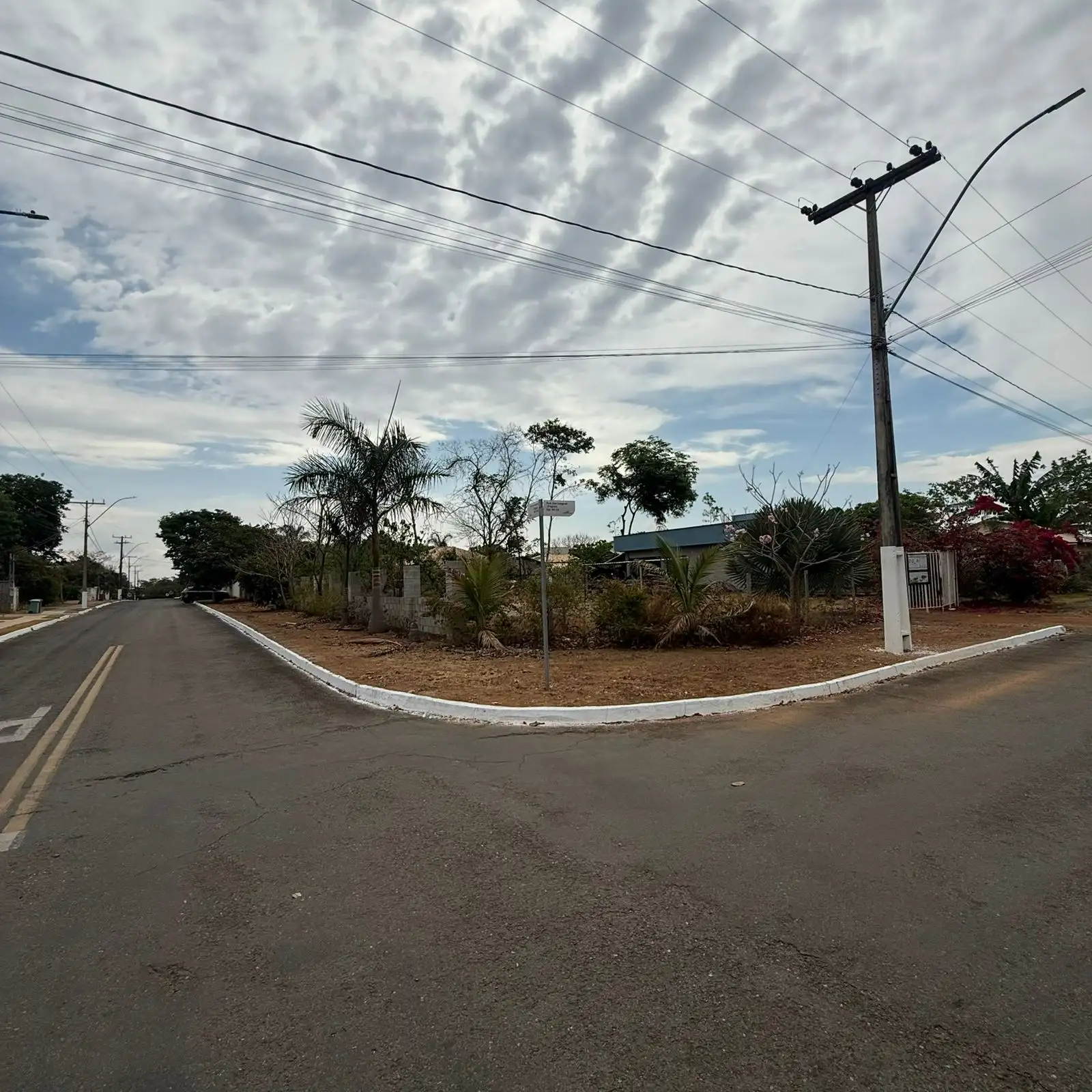 Imagem do imóvel 1 de 21 (+1 ocultas)