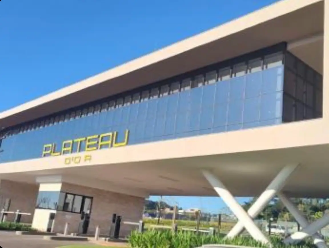 Imagem do imóvel 1 de 14 (+1 ocultas)