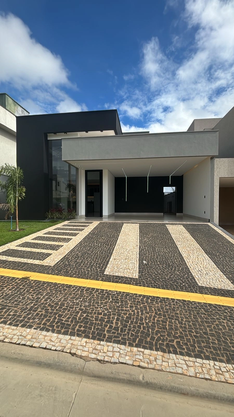 Mídia principal