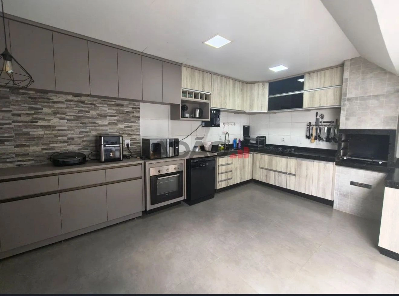 CASA TERREA 3 QUARTOS Casa em Condomínio com 3 Quarto(s) e 3 banheiro(s) à Venda, 200.00 por R$ 420000.00 no setor Residencial Fidelis AX38220