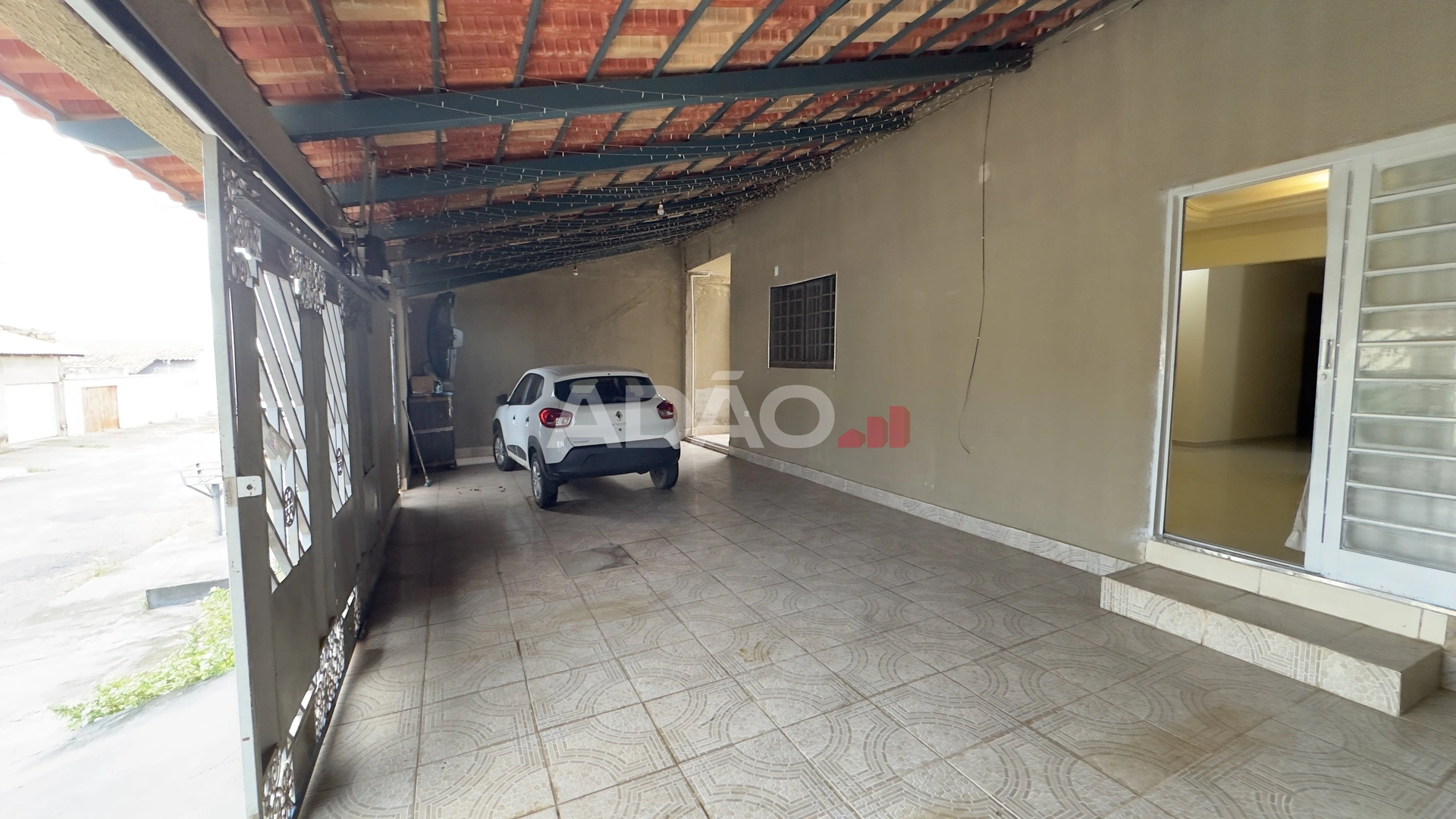 Sobrado Residencial Panorama Sobrado com 5 Quarto(s) e 3 banheiro(s) à Venda, 256.15 por R$ 550000.00 no setor Residencial Recreio Panorama MS37871