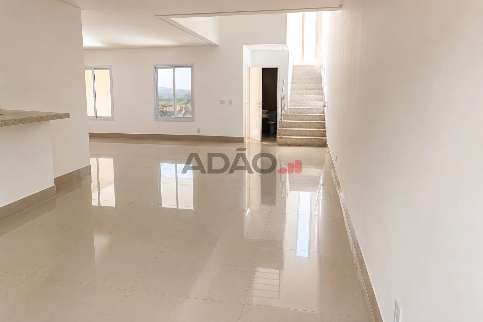 Sobrado com 4 suítes no Condomínio Ilhas de Alegranza, Jardim Mariliza, em Goiânia. Sobrado com 4 Quarto(s) e 5 banheiro(s) à Venda, 190.69 por R$ 1350000.00 no setor Jardim Mariliza VN40706