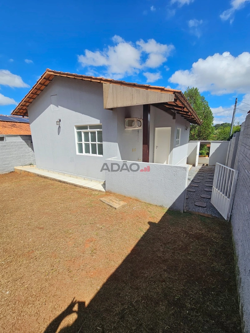 Casa de Condomínio 270m² com 3 quartos atrás do Ceasa Goiânia. Casa em Condomínio com 3 Quarto(s) e 2 banheiro(s) à Venda, 125.00 por R$ 560000.00 no setor Sítio de Recreio Ipê MS33171