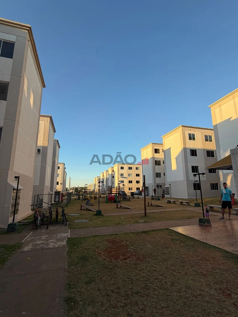 Apartamento Apartamento com 2 Quarto(s) e 1 banheiro(s) à Venda, 42.00 por R$ 205000.00 no setor Residencial Porto Dourado AD39852