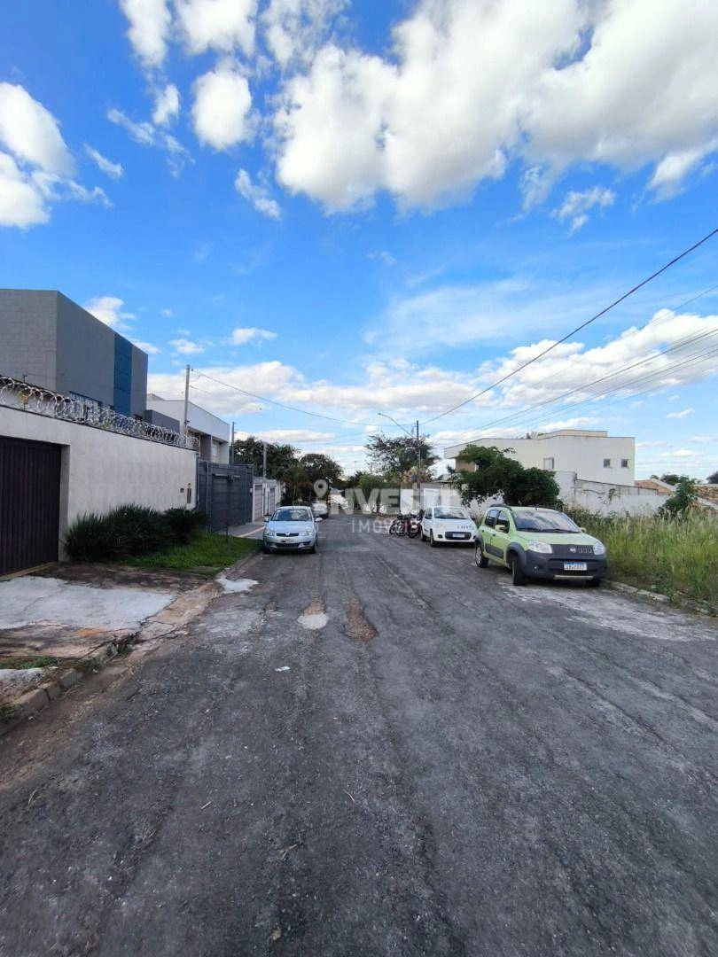 Terreno à venda, 300 m² por R$ 350.000,00 - Residencial Cléa Borges - Goiânia/GO