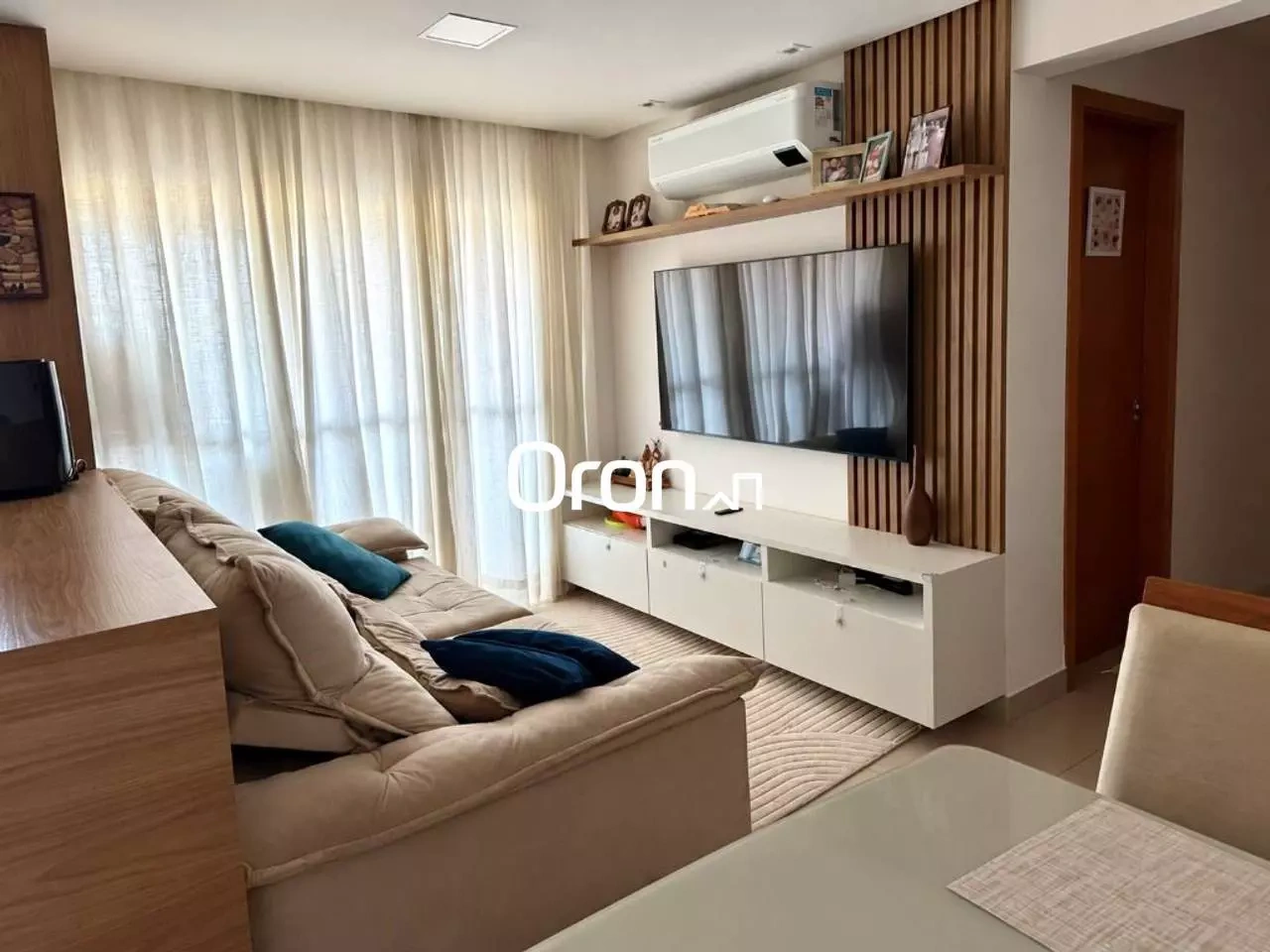 Apartamento com 2 dormitórios à venda, 61 m² por R$ 415.000,00 - Vila Lucy - Goiânia/GO