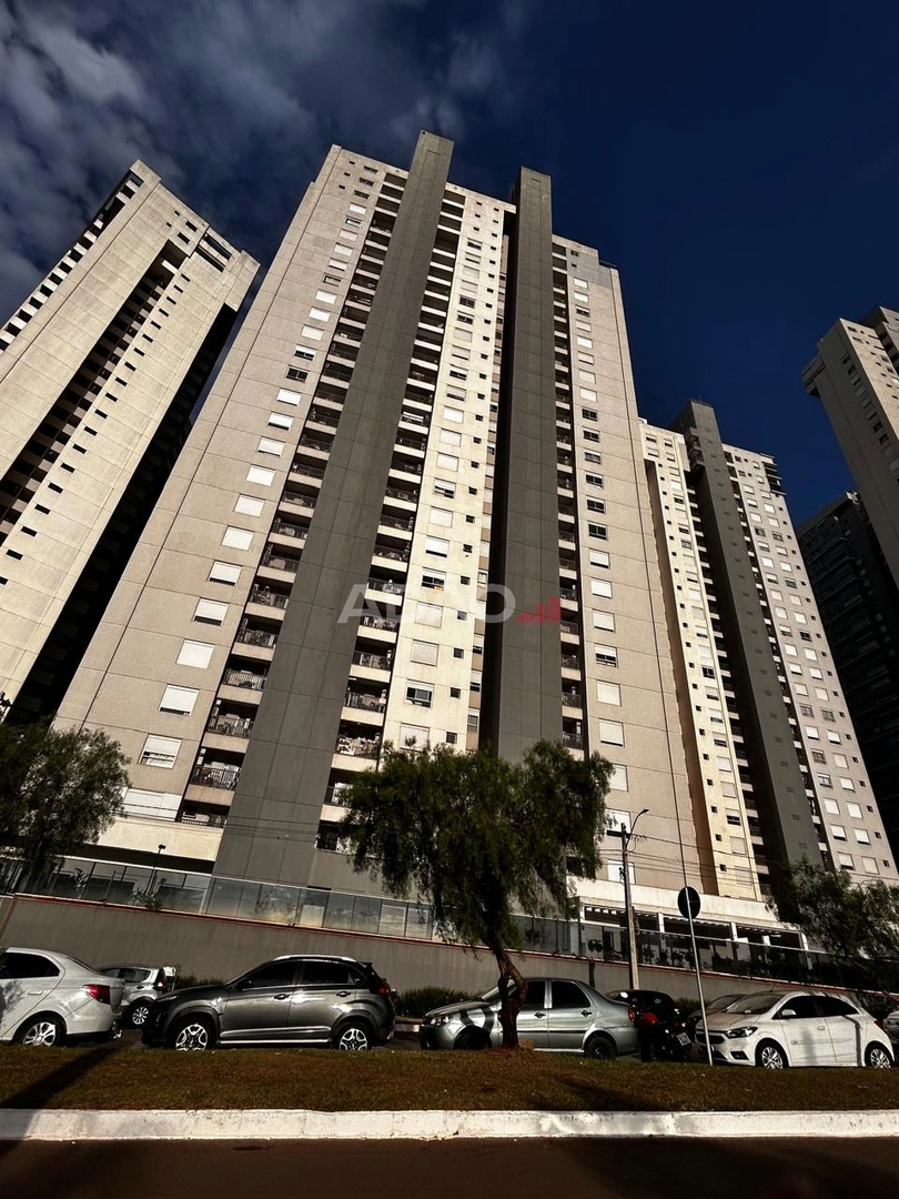 APARTAMENTO 3 SUITES UM POR ANDAR Apartamento com 3 Quarto(s) e 4 banheiro(s) à Venda, 139.00 por R$ 1420000.00 no setor Park Lozandes VN39914