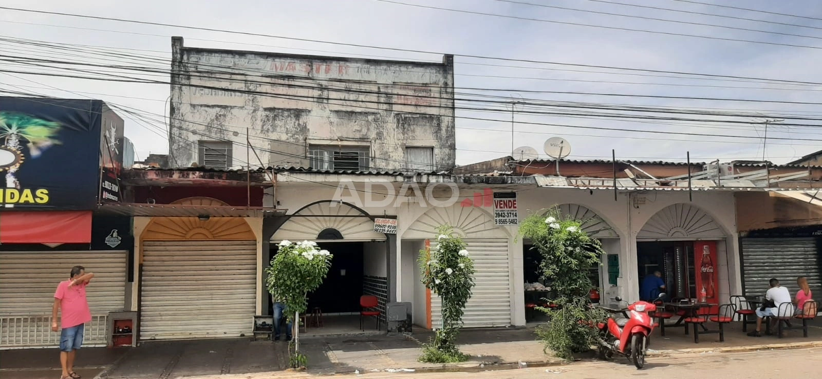 Prédio Comercial 557,80m² ao lado do Super Barão Av. Castelo Branco St. Rodoviário Goiânia - GO Prédio Comercial à Venda, 557.80 por R$ 880000.00 no setor Rodoviário MS28383