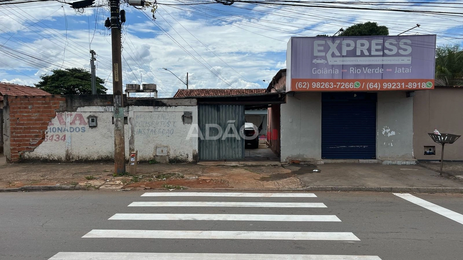 CASA A VENDA - SETOR CRIMEIA OESTE Casa de Rua com 2 Quarto(s) e 2 banheiro(s) à Venda, 380.00 por R$ 500000.00 no setor Setor Crimeia Oeste VN28756