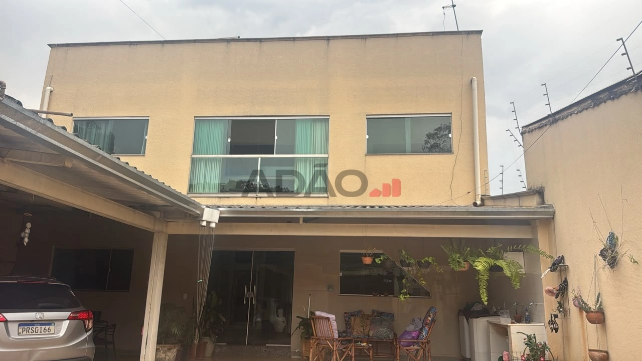 Sobrado no Setor Estrela Dalva Sobrado com 3 Quarto(s) e 3 banheiro(s) à Venda, 360.00 por R$ 500000.00 no setor Setor Estrela Dalva UN43067