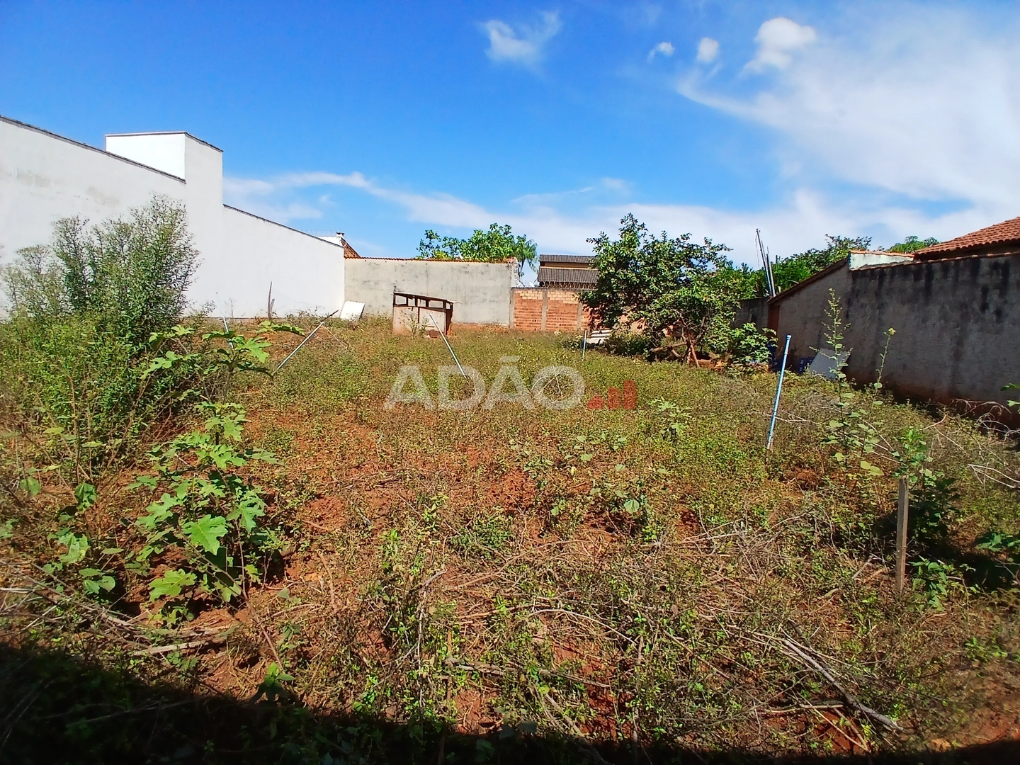 Lote Recanto Área / Terreno à Venda, 300.00 por R$ 300000.00 no setor Jardim Abaporu UN40258