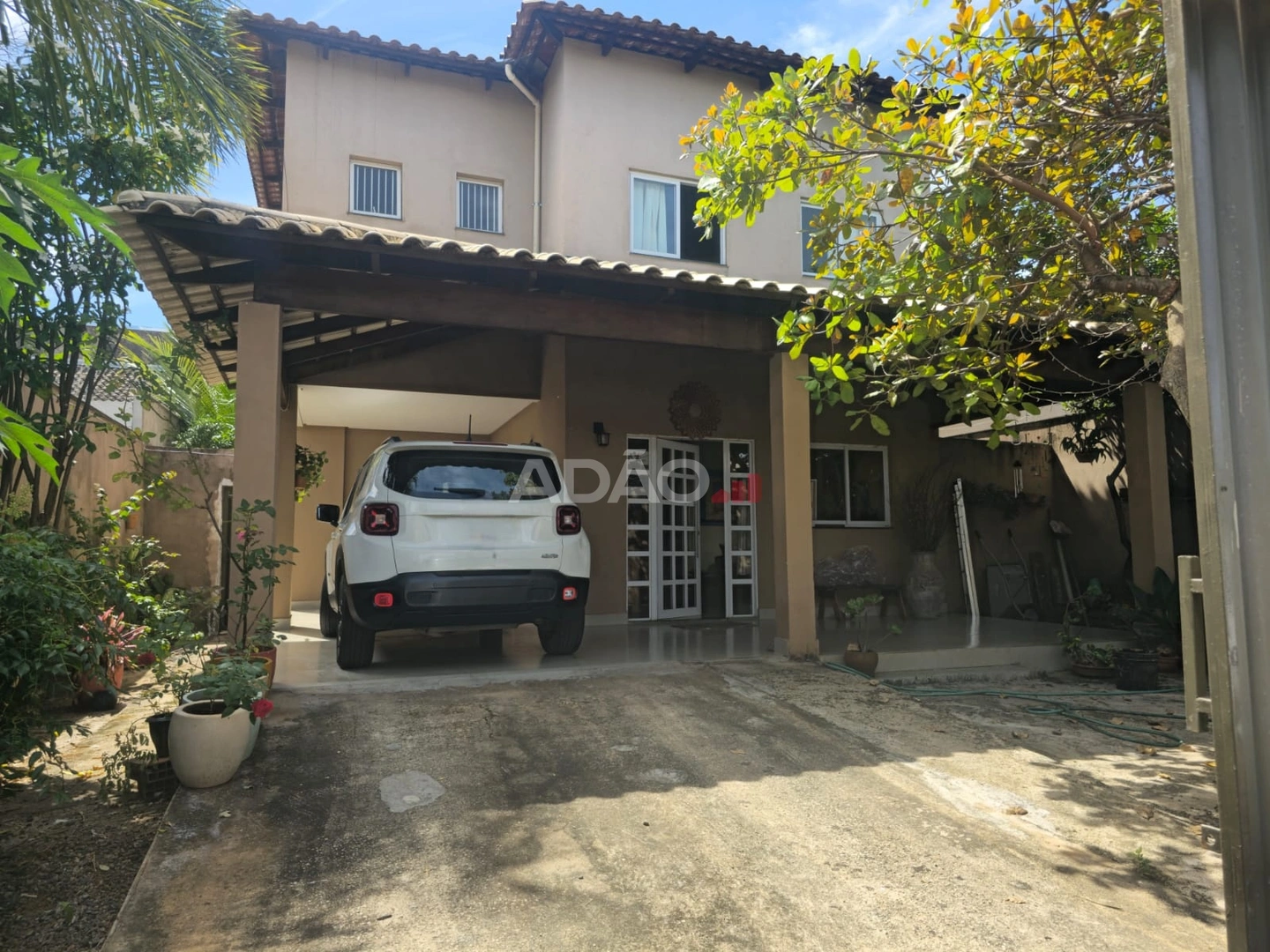Sobrado 3 suítes (lote 360 m2) - Setor Faiçalville Casa de Rua com 3 Quarto(s) e 5 banheiro(s) à Venda, 280.00 por R$ 1250000.00 no setor Setor Faiçalville AD32161