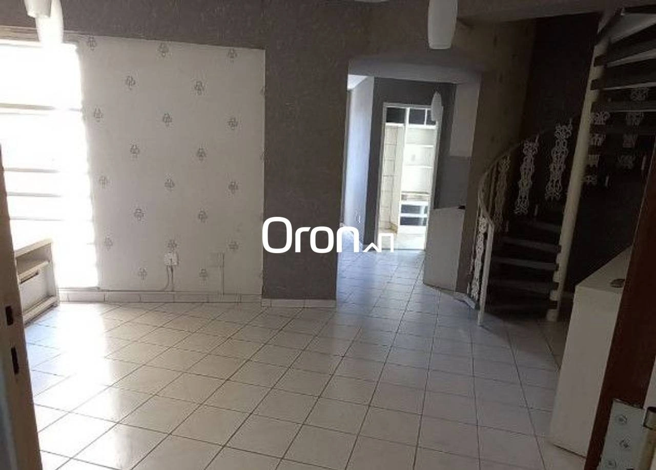 Apartamento Duplex à venda, 130 m² por R$ 365.000,00 - Setor Castelo Branco - Goiânia/GO