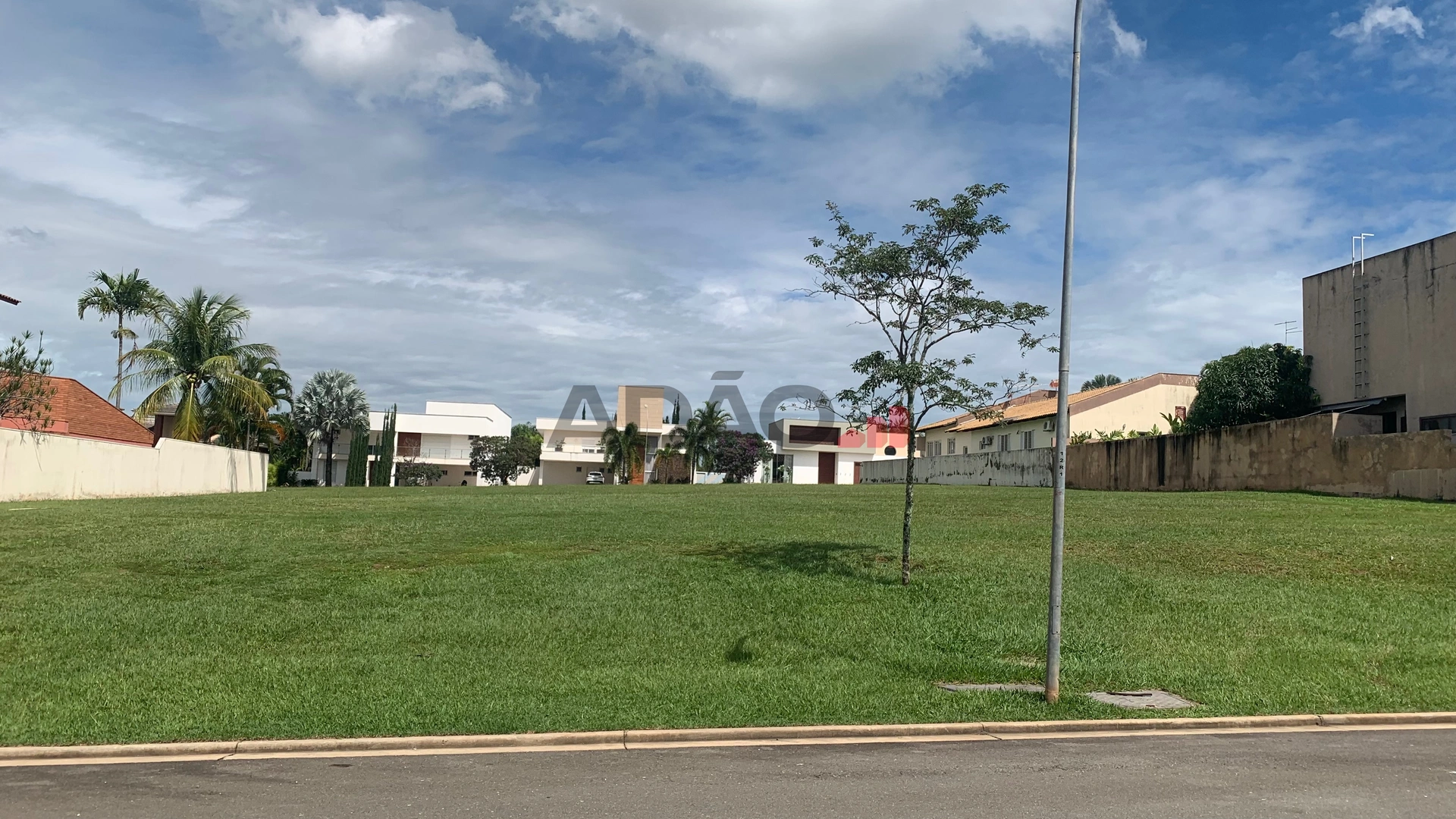 Lote Alphaville Cruzeiro do Sul Lote à Venda, 1545.16 por R$ 10500000.00 no setor Residencial Alphaville Flamboyant AD35903