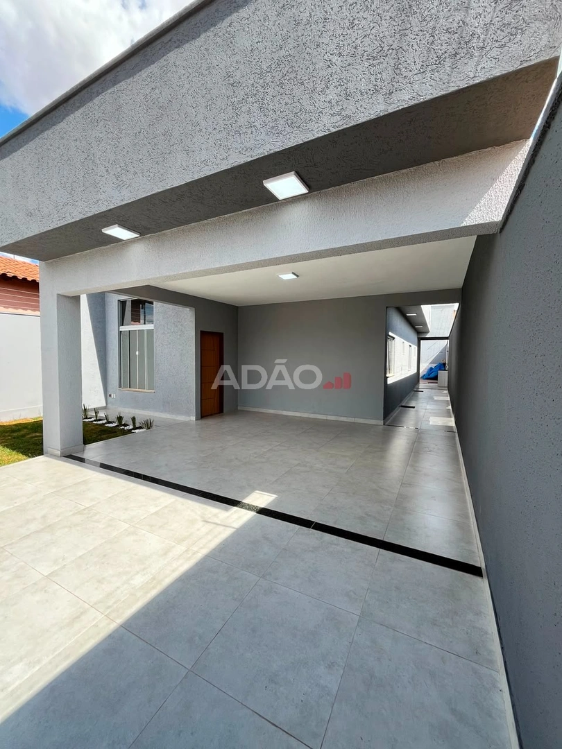 Casa Térrea Em Trindade de 3 Quartos Casa de Rua com 3 Quarto(s) e 2 banheiro(s) à Venda, 148.00 por R$ 469900.00 no setor Setor Jardim Imperial AX41470