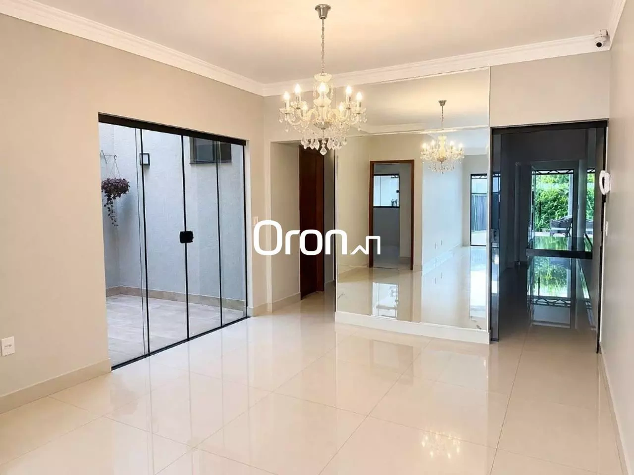 Casa à venda, 169 m² por R$ 650.000,00 - Mansões Paraíso - Aparecida de Goiânia/GO