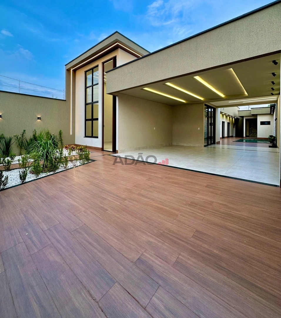 Residência Barravento - Goiânia Casa de Rua com 3 Quarto(s) e 4 banheiro(s) à Venda, 186.00 por R$ 1280000.00 no setor Residencial Barravento SL35297