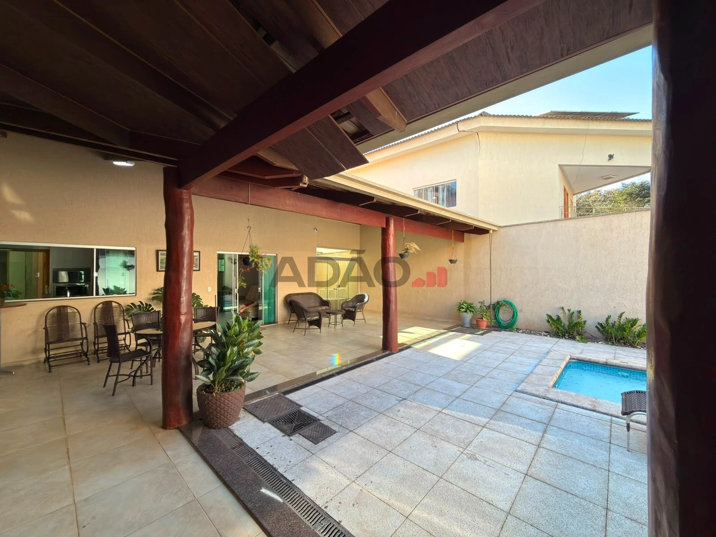 Condominio Residencial Parque Jao Casa em Condomínio com 3 Quarto(s) e 7 banheiro(s) à Venda, 295.00 por R$ 1999000.00 no setor Setor Jaó AX40812