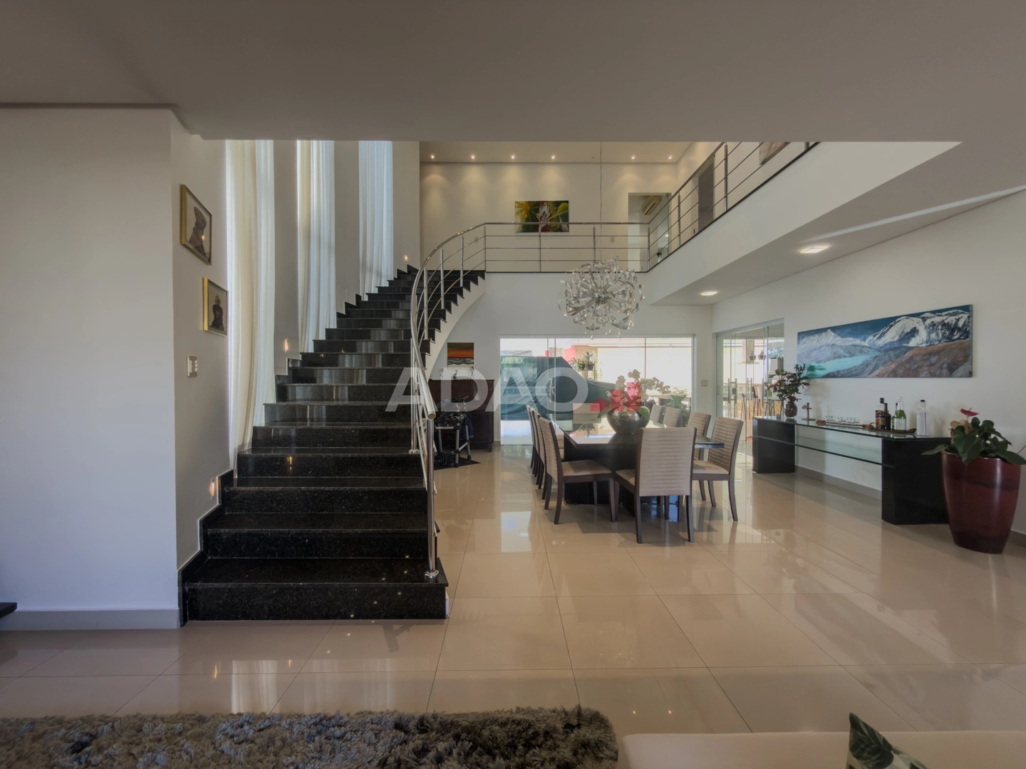 Sobrado Jardins Madri Casa em Condomínio com 4 Quarto(s) e 6 banheiro(s) à Venda, 479.36 por R$ 4200000.00 no setor Jardins Madri AT38735