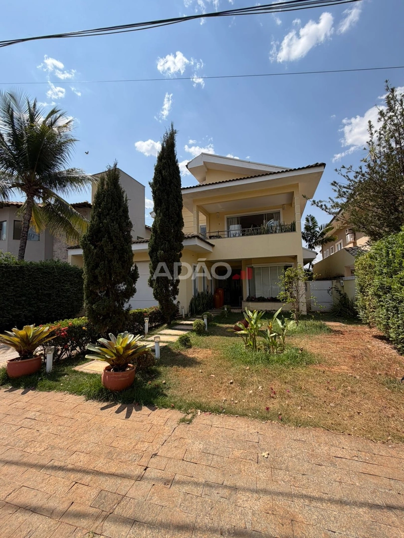 Casa no Portal do Sol II Casa em Condomínio com 4 Quarto(s) e 6 banheiro(s) à Venda, 388.00 por R$ 3290000.00 no setor Loteamento Portal do Sol II AP42173