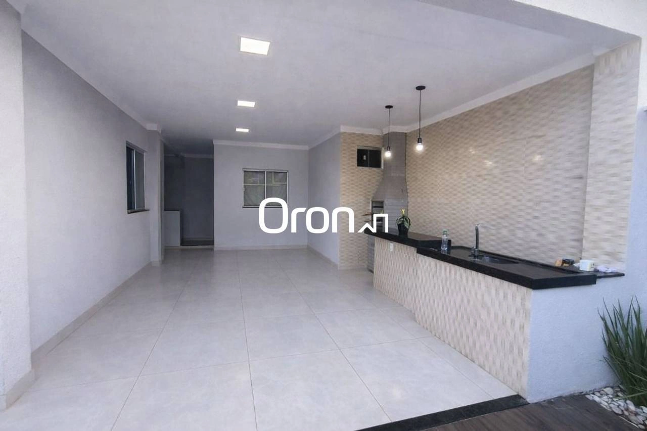 Sobrado à venda, 139 m² por R$ 540.000,00 - Residencial Solar Bougainville - Goiânia/GO