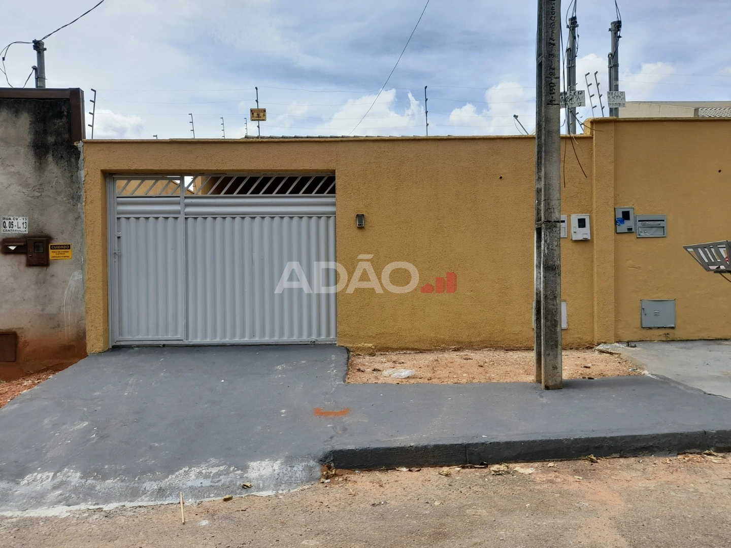 Casa Center Ville Casa de Rua com 2 Quarto(s) e 2 banheiro(s) à Venda, 90.00 por R$ 274900.00 no setor Residencial Center Ville AD38871