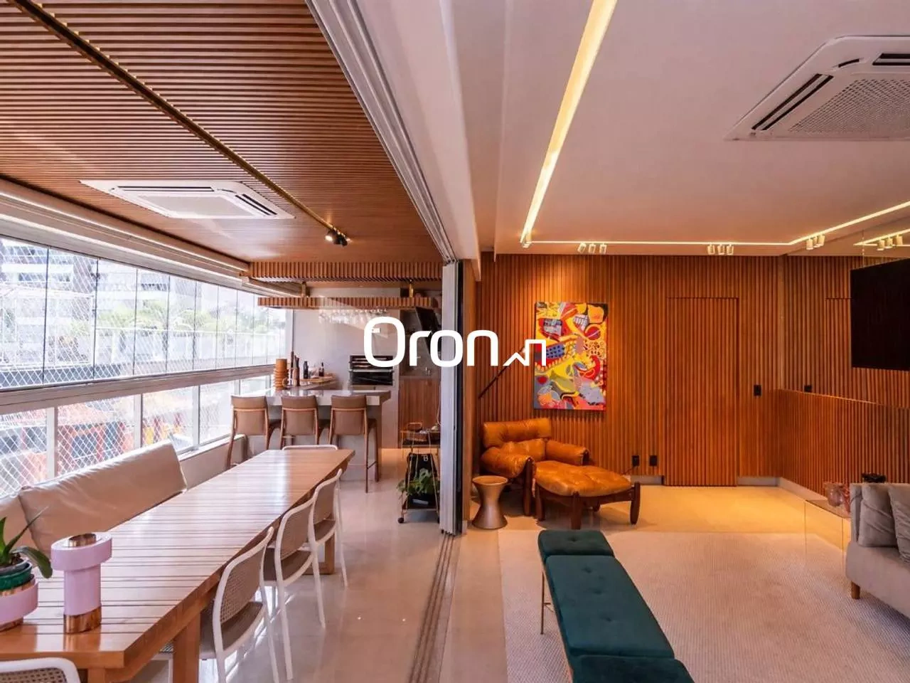 Apartamento mobiliado com 4 dormitórios à venda, 215 m² por R$ 2.390.000 - Setor Bueno - Goiânia/GO