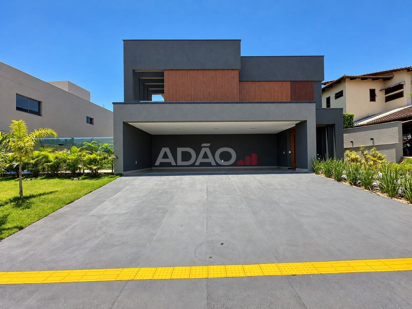 Sobrado no Alphaville dos Ipês Casa em Condomínio com 5 Quarto(s) e 6 banheiro(s) à Venda, 544.00 por R$ 9700000.00 no setor Residencial Alphaville Flamboyant AP43307