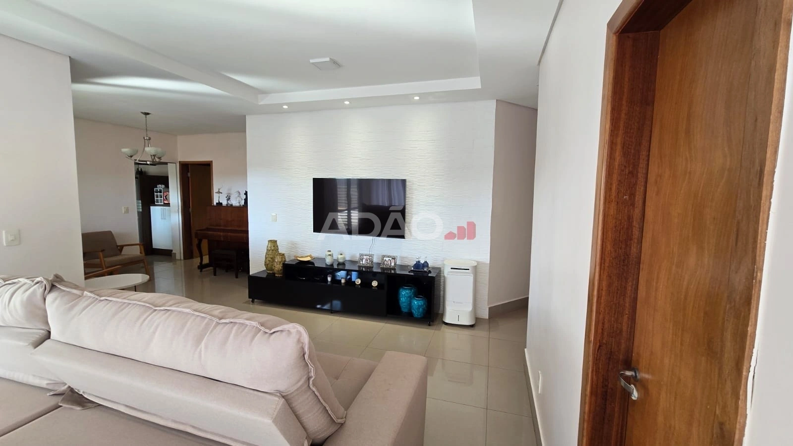 Mídia principal