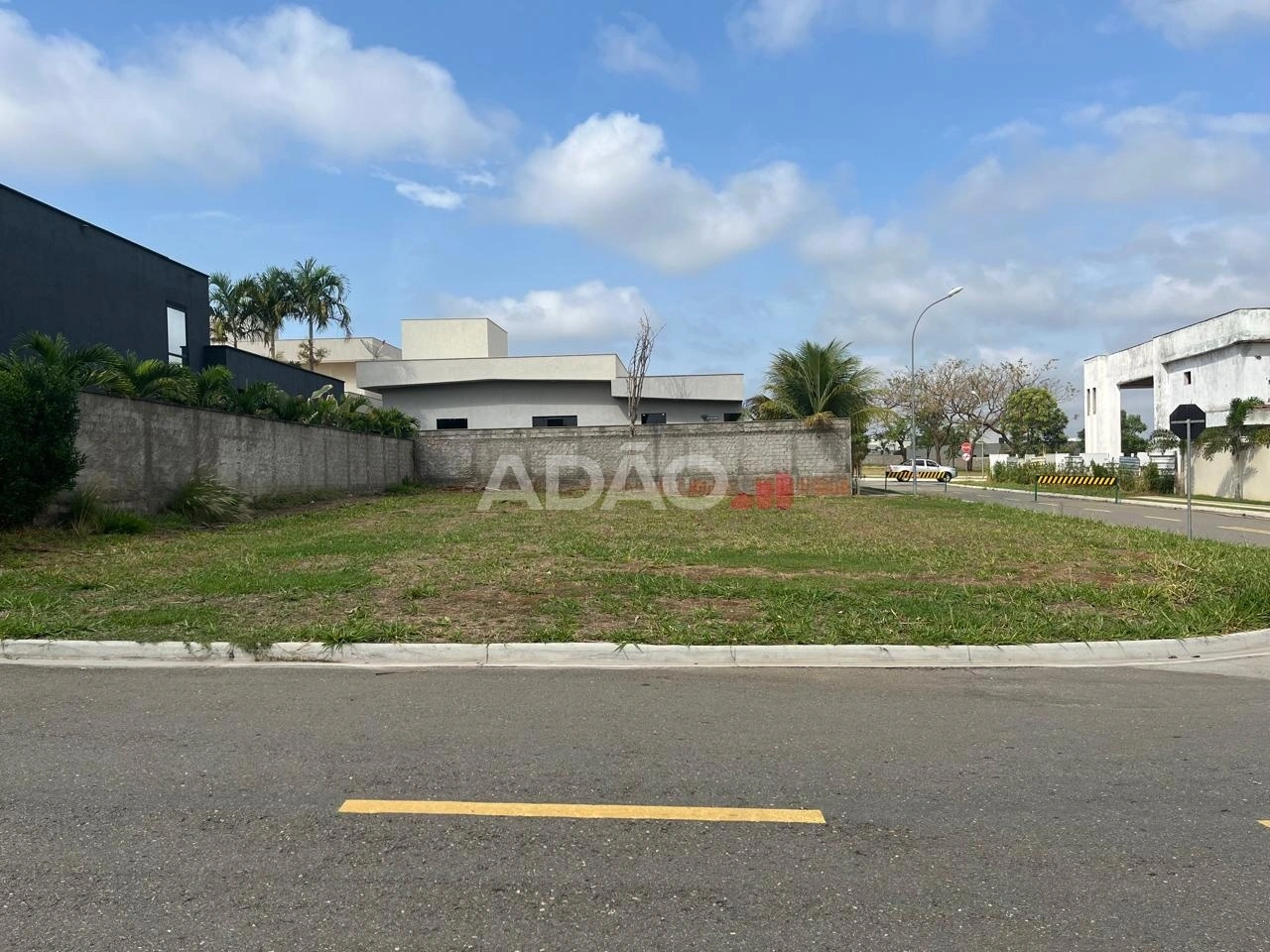 Mídia principal