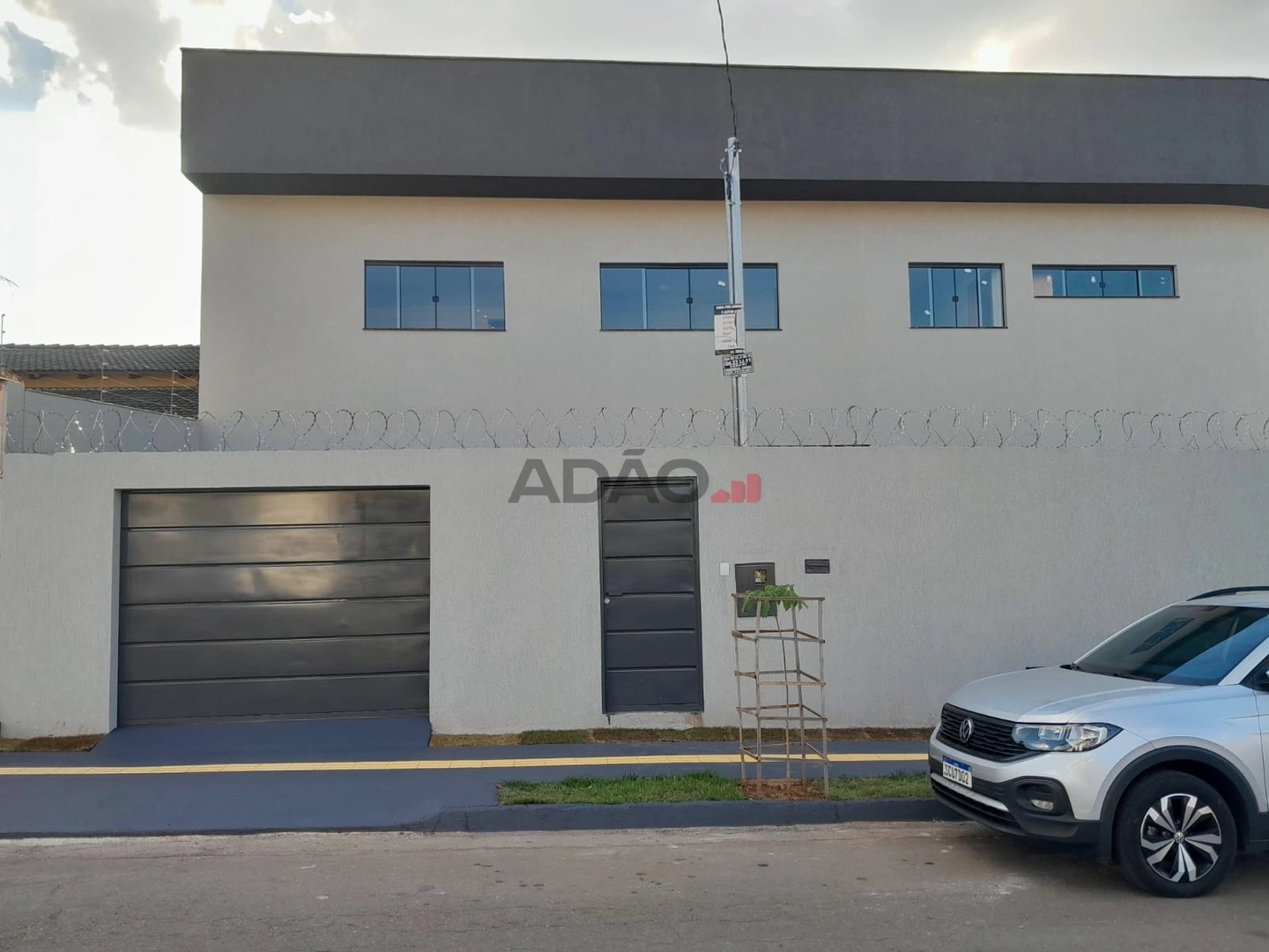 Mídia principal
