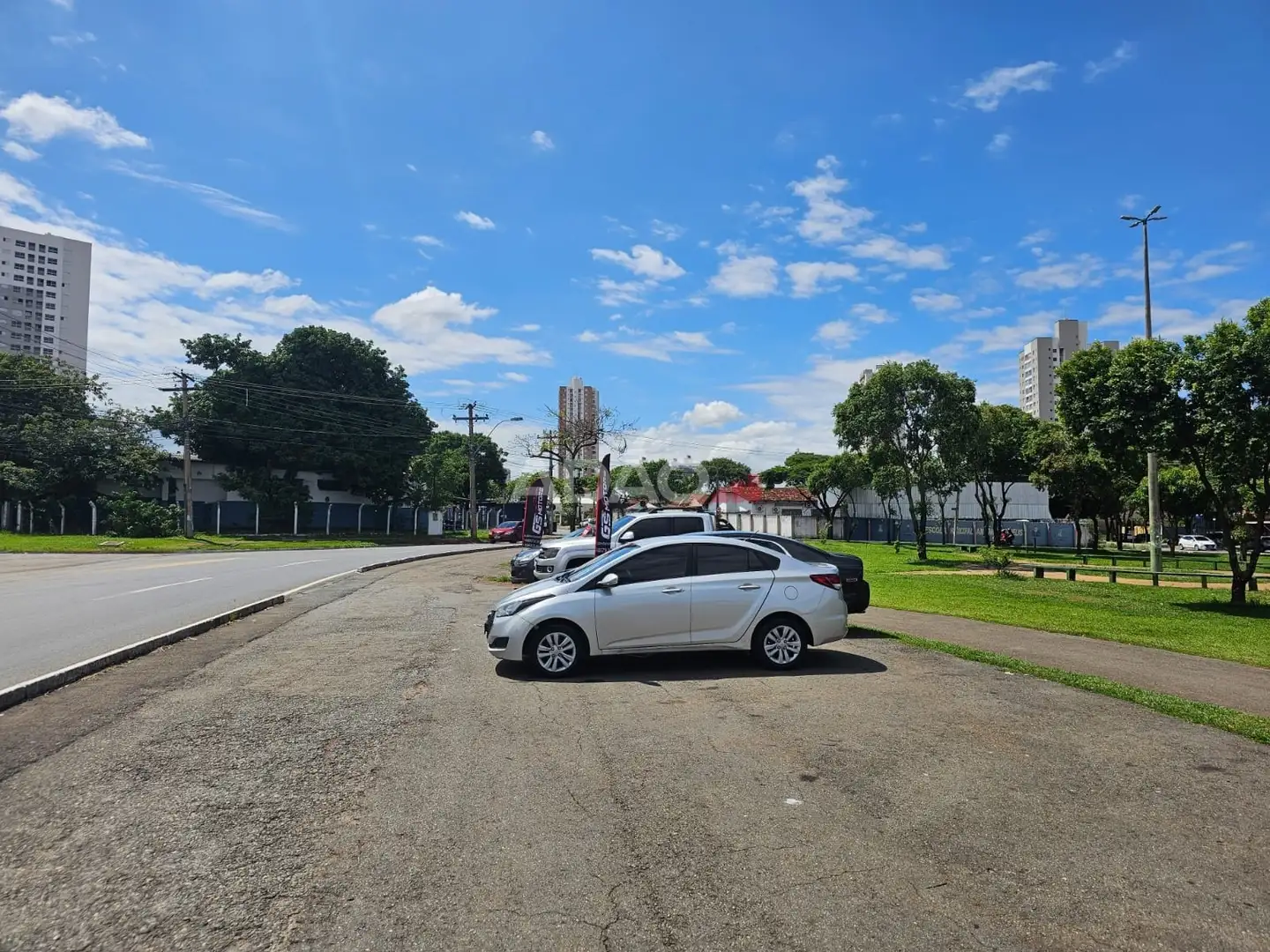 Imagem do imóvel 1 de 13 (+1 ocultas)