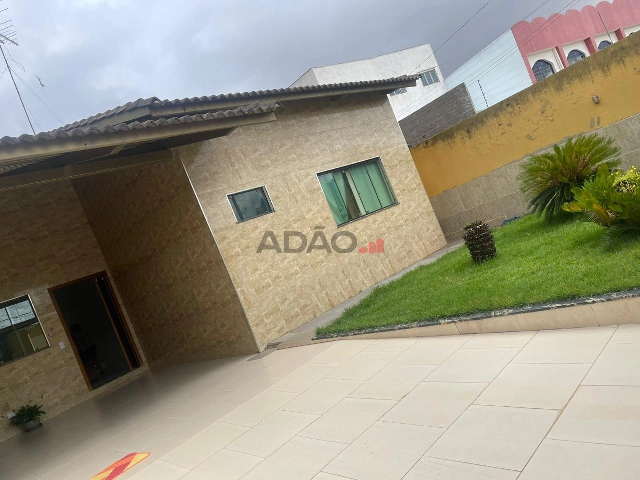 Mídia principal