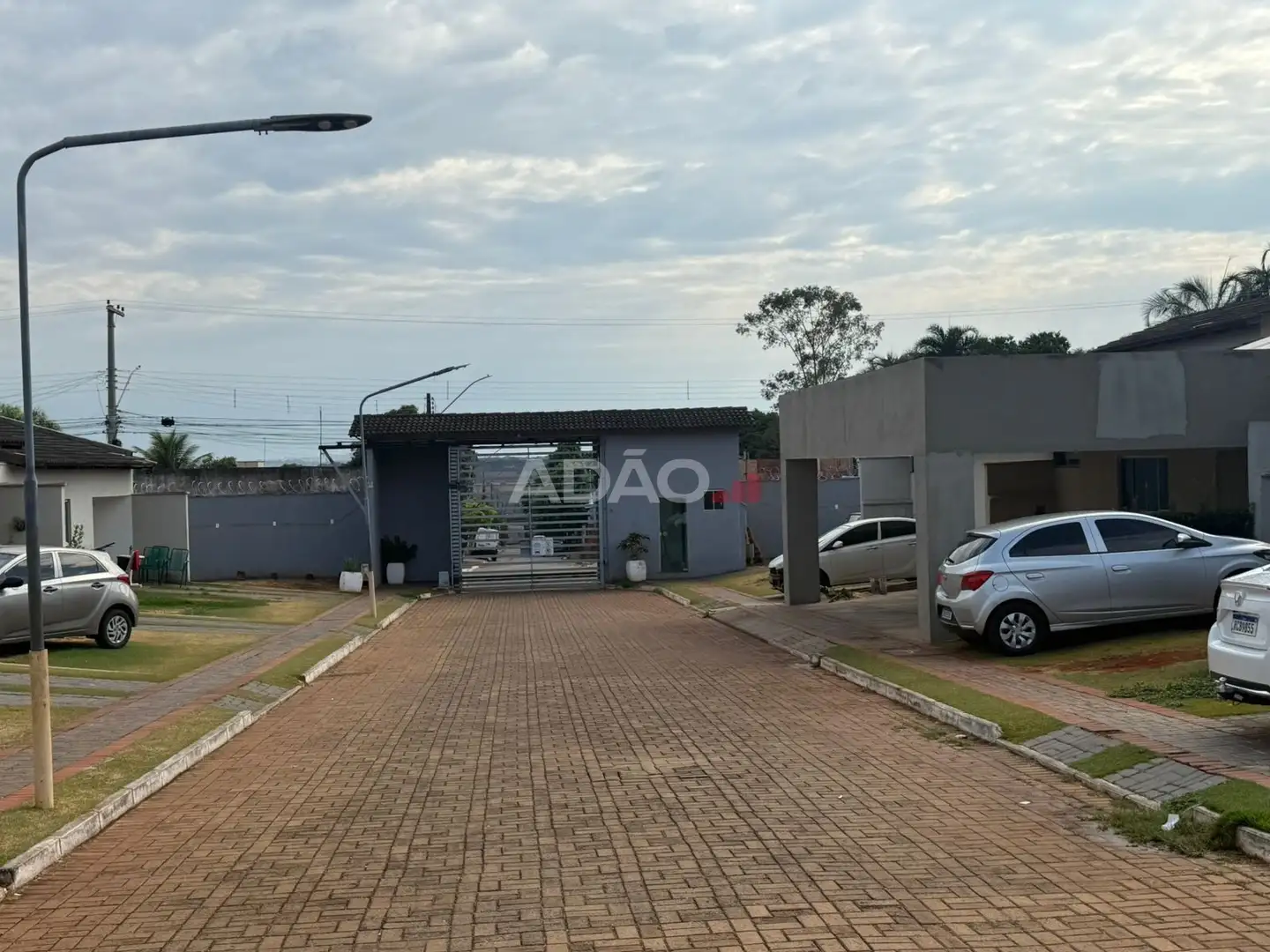 Imagem do imóvel 1 de 14 (+1 ocultas)