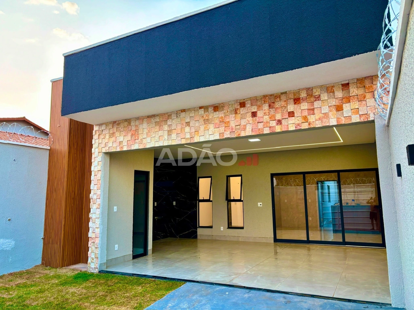 Mídia principal