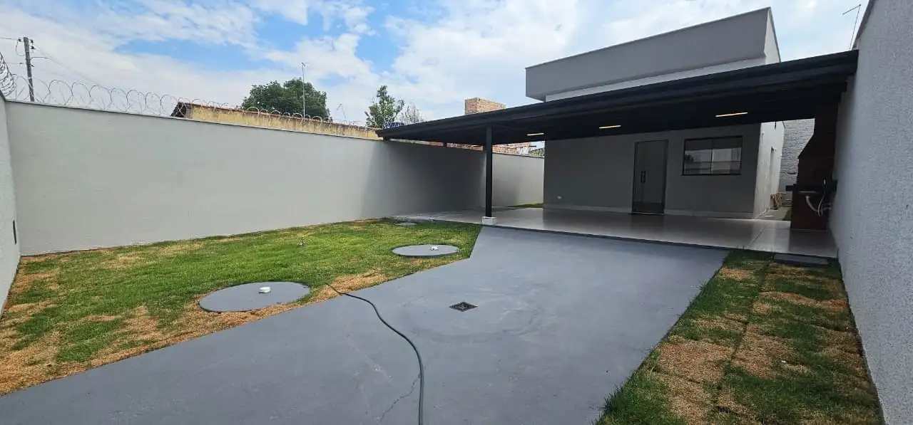 Imagem do imóvel 1 de 16 (+1 ocultas)