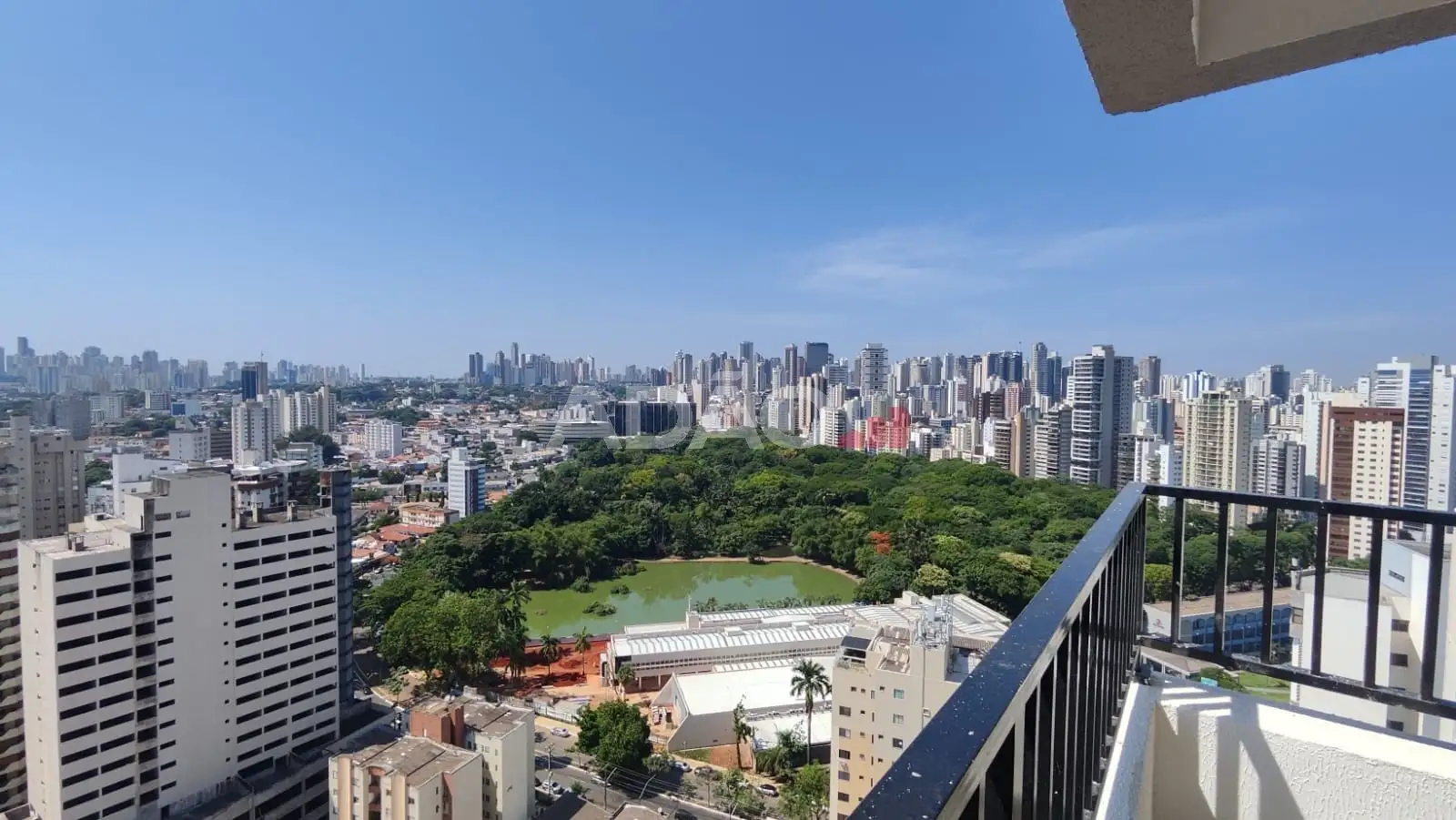 Imagem do imóvel 1 de 12 (+1 ocultas)
