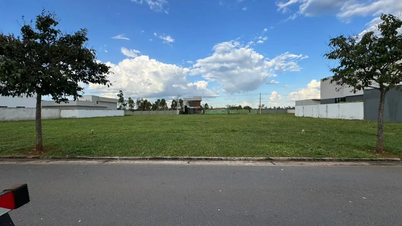 Imagem do imóvel 1 de 22 (+1 ocultas)