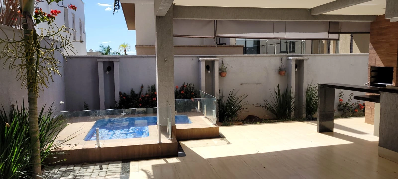 Mídia principal