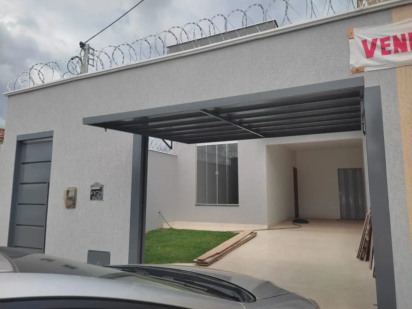 Imagem do imóvel 1 de 15 (+1 ocultas)
