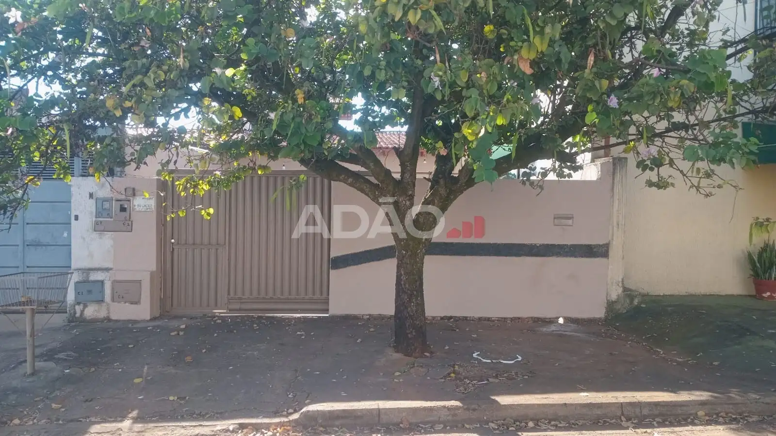 Imagem do imóvel 1 de 14 (+1 ocultas)