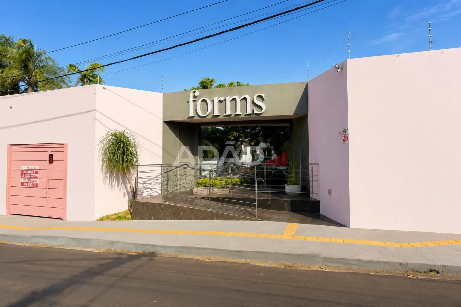 Imagem do imóvel 1 de 10 (+1 ocultas)