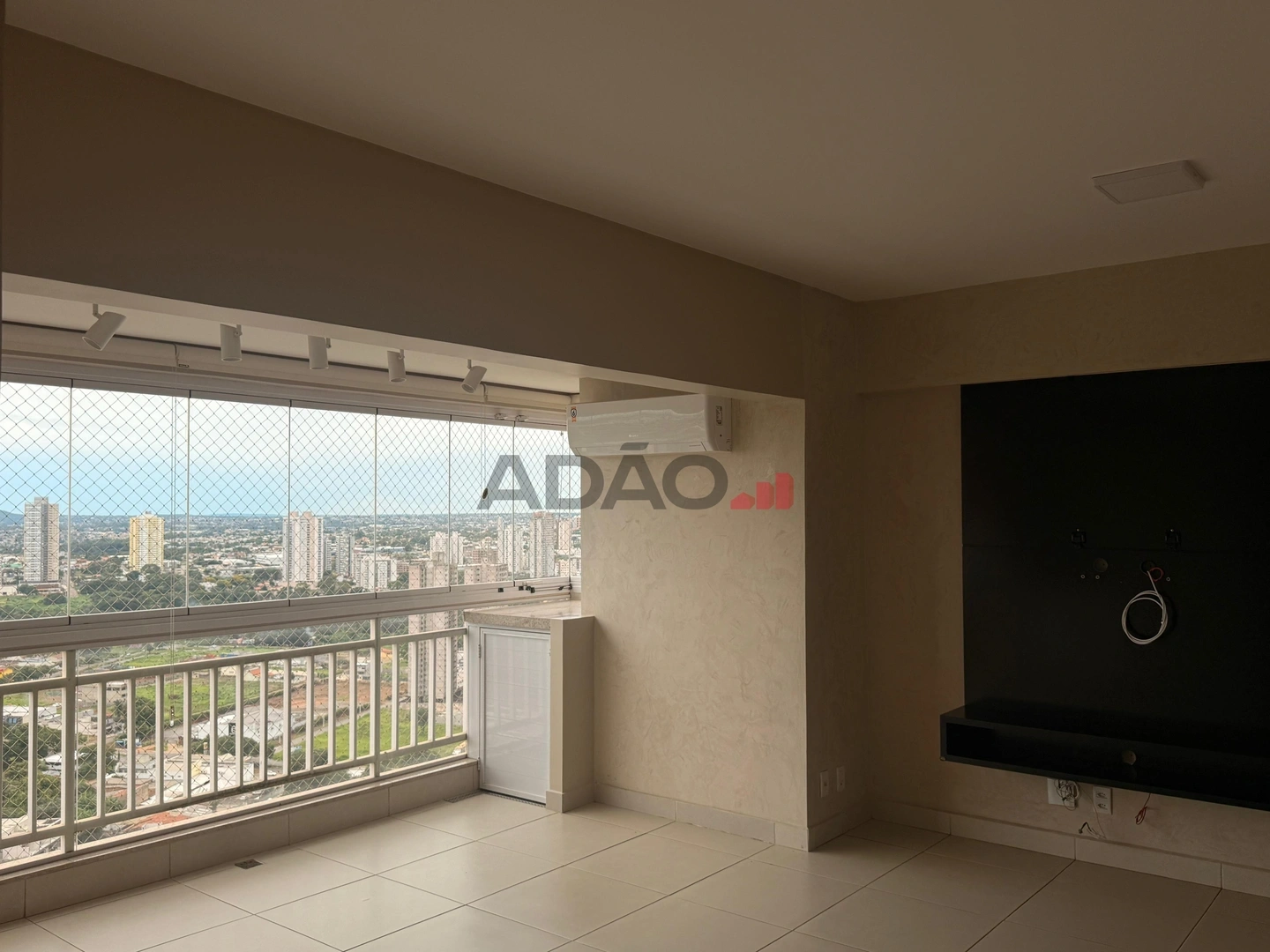 Mídia principal