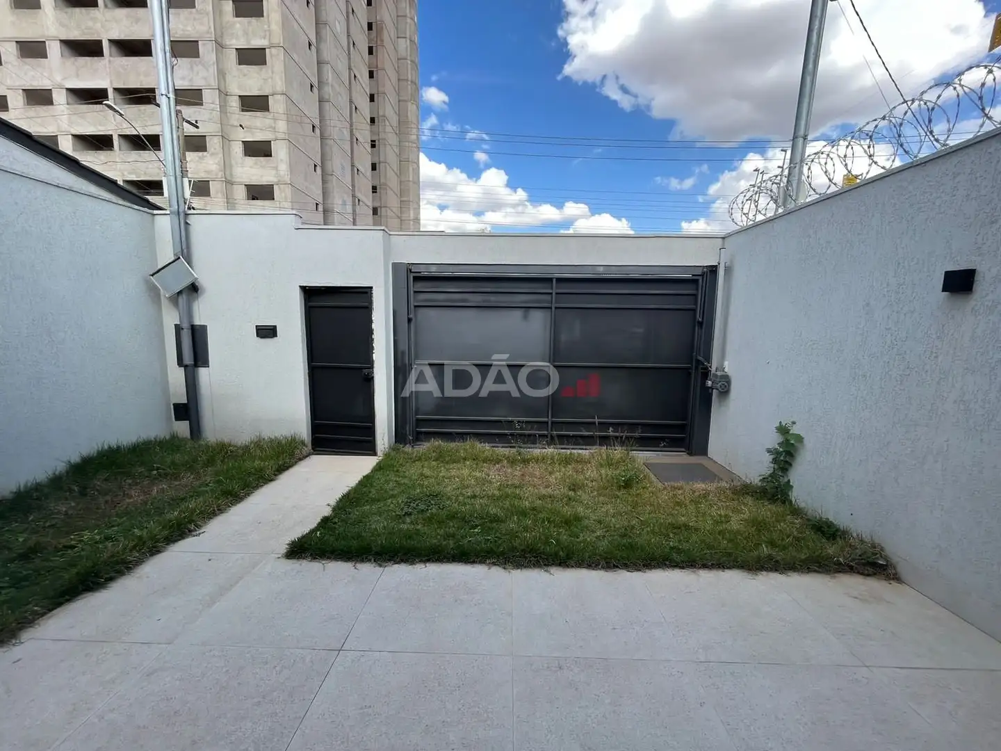 Imagem do imóvel 1 de 22 (+1 ocultas)
