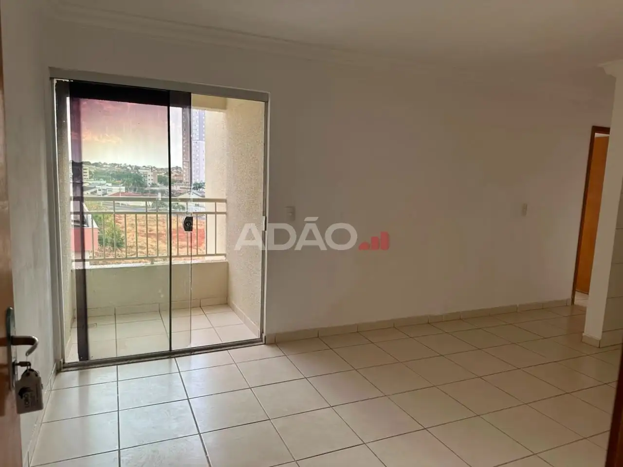 Imagem do imóvel 1 de 3 (+1 ocultas)