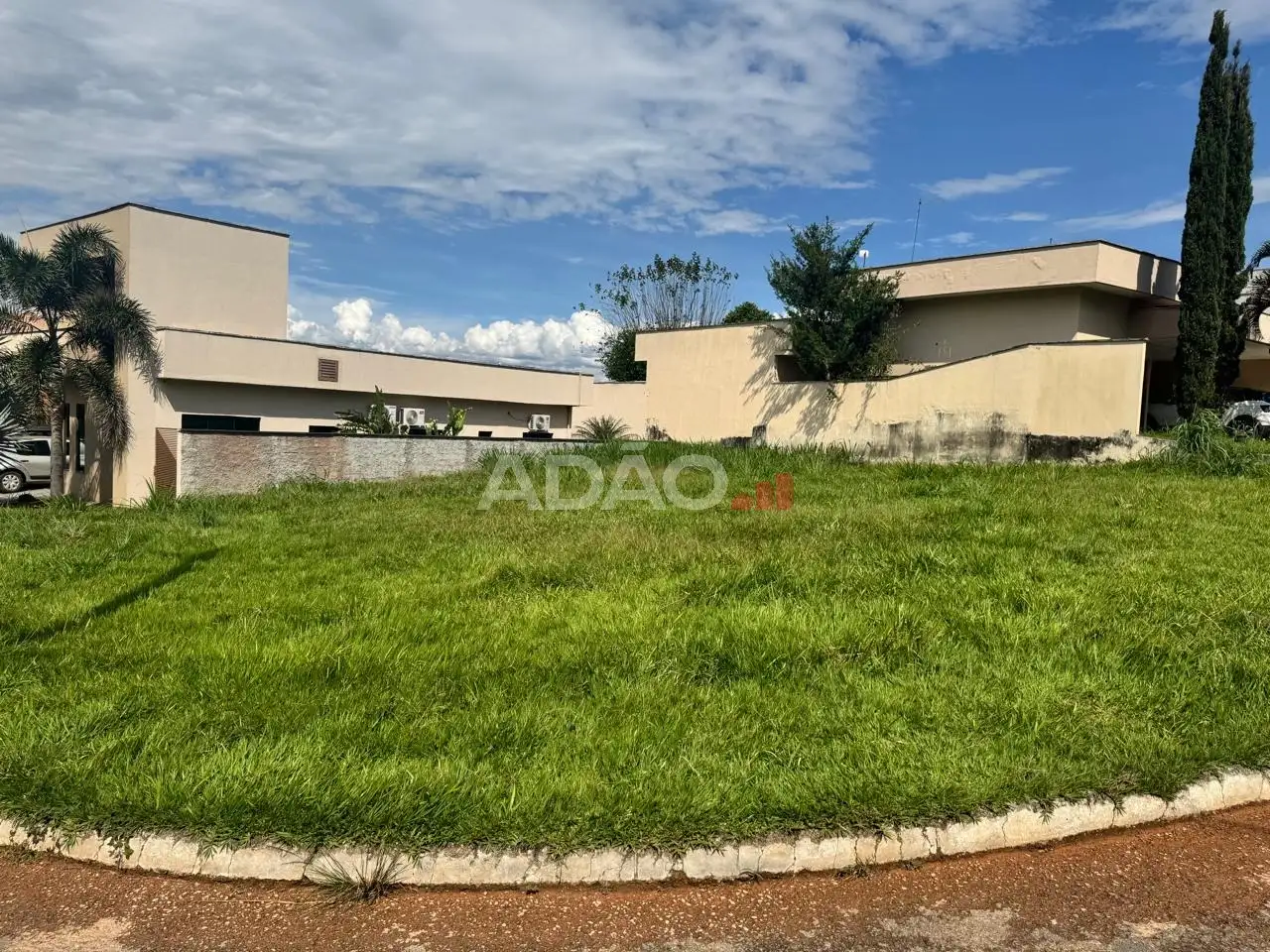 Imagem do imóvel 1 de 9 (+1 ocultas)