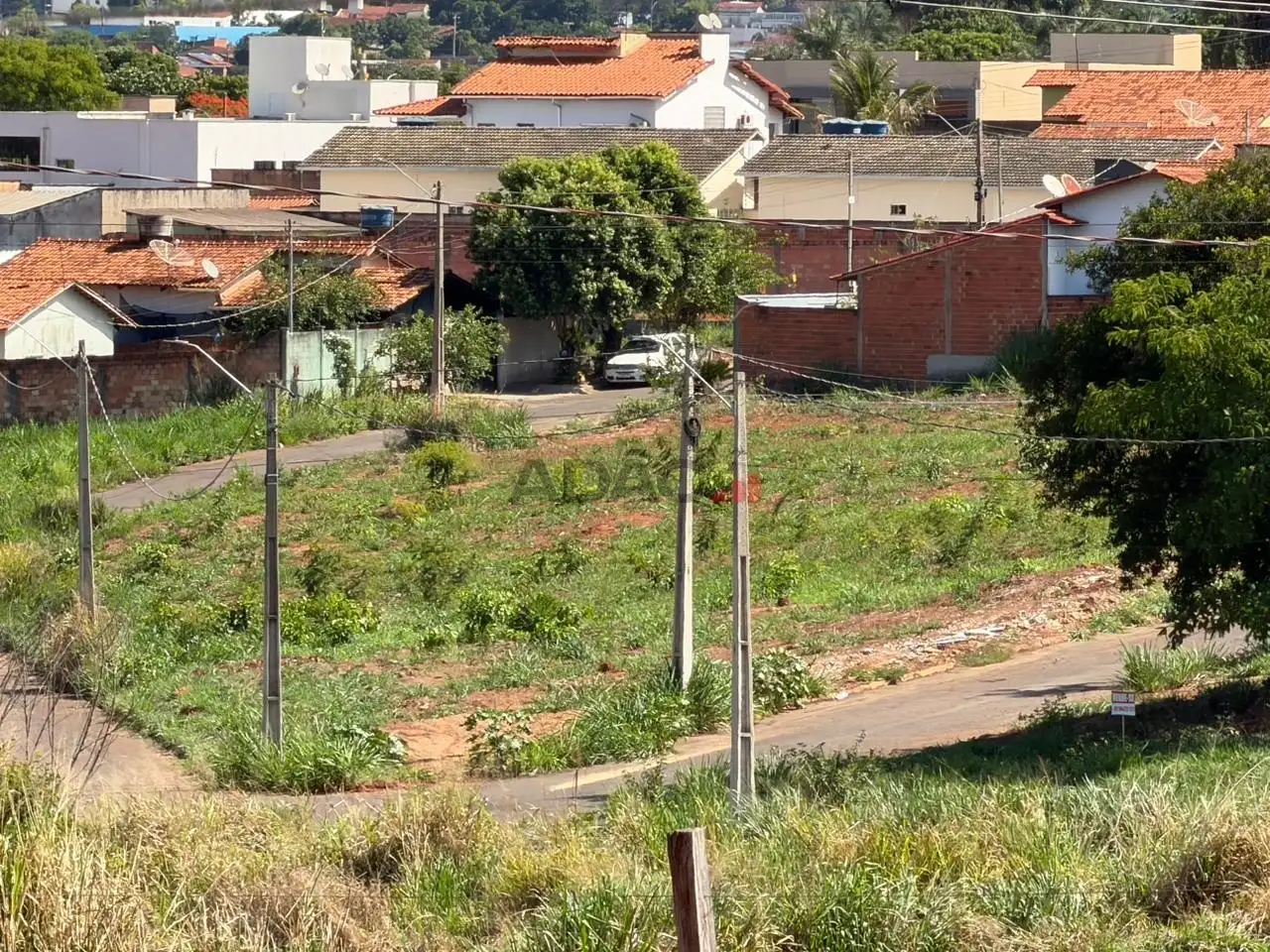 Imagem do imóvel 1 de 9 (+1 ocultas)