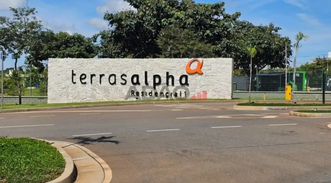 Imagem do imóvel 1 de 13 (+1 ocultas)