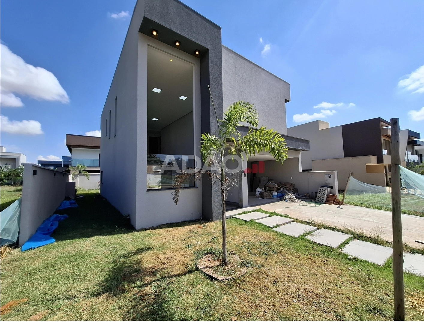 Mídia principal