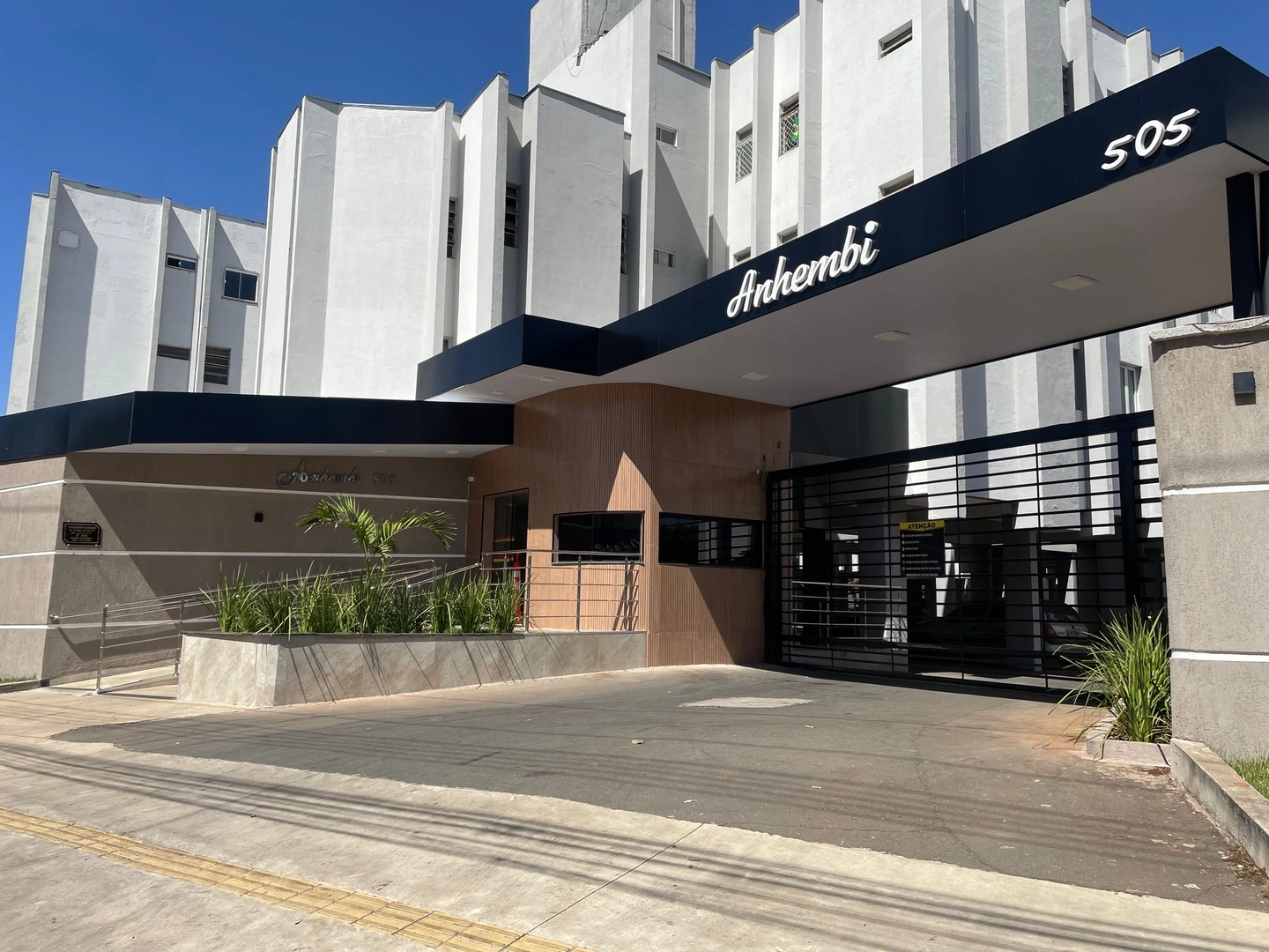 Mídia principal